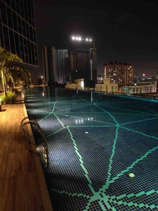 Cozy Aera Residence / Free Wi-Fi Netflix / Sunway Petaling Jaya Exterior photo